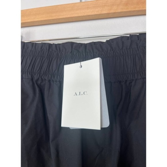 NWT A.L.C. Kaleb Pull On High Rise Fixed Cuff Black Casual Short - Picture 5 of 8